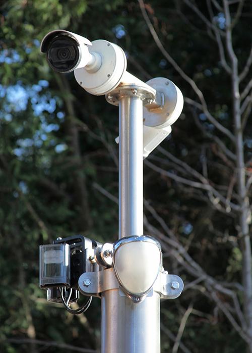 Pole Tower Camera Brackets - 5 x 7 crop